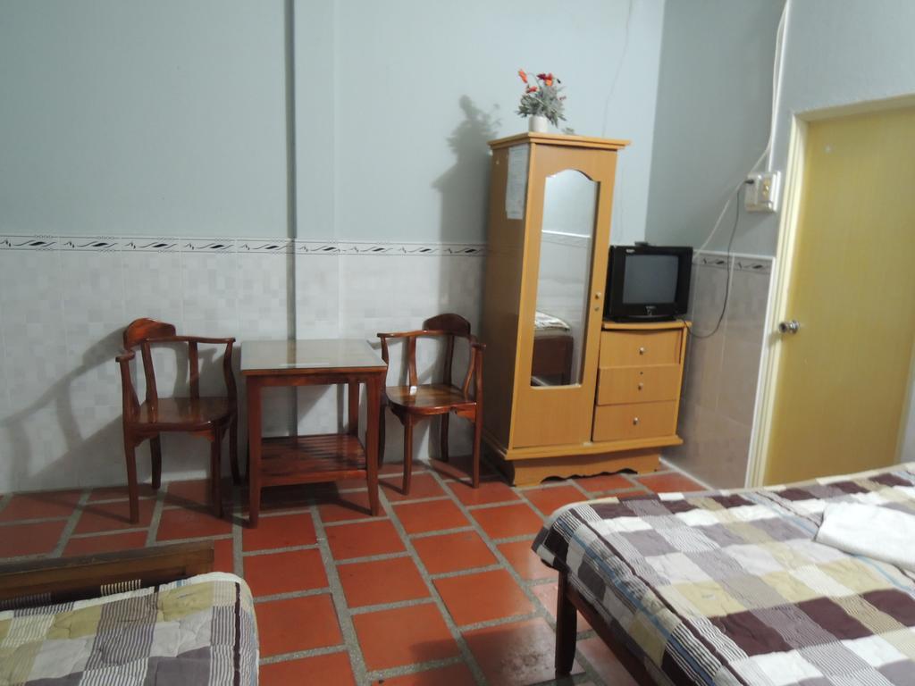 Pin Pon Mui Ne Hotel Phan Thiet Bilik gambar
